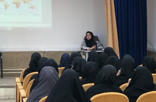 کارگاه تخصصی پیشگیری از خودکشی در مراغه